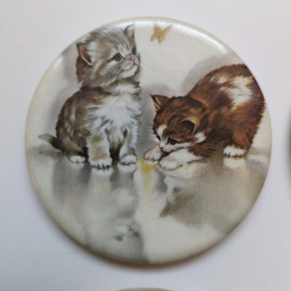 Vintage Kitty Cat Drink Coasters - Set of 4 with Oak Wood Holder‎ - USA Made